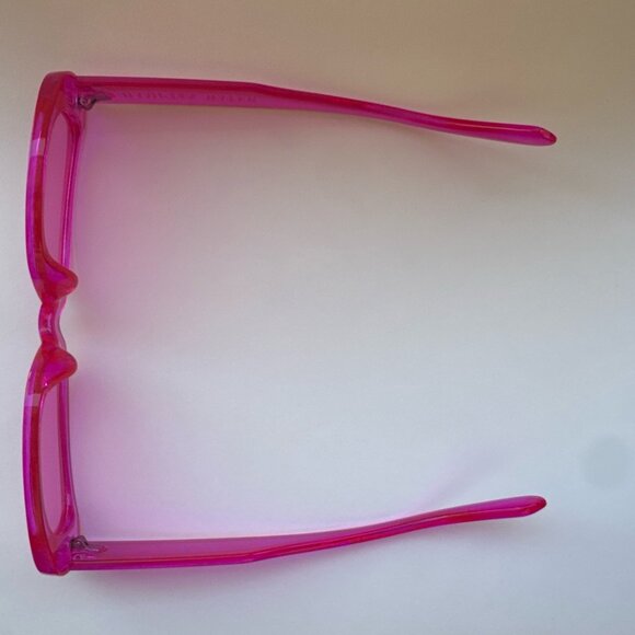 Hampton Water Rosé Promo Sunglasses – Hot Pink Y2K Vibe - Picture 4 of 4